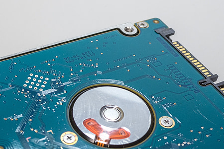 green and black circuit board thumbnail
