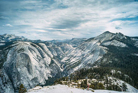 Snow capped Mountains in Yosemite National Park, California thumbnail