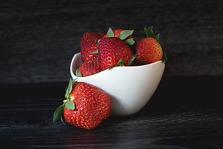 strawberries in white ceramic bowl thumbnail