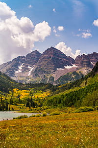 mountain ranges during daytime thumbnail