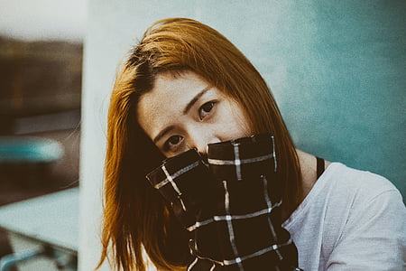 woman taking selfie thumbnail