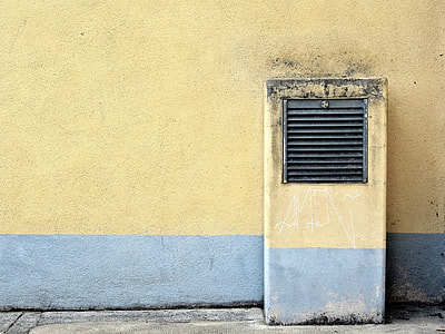 yellow concrete wall thumbnail