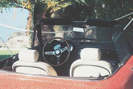 empty red convertible thumbnail