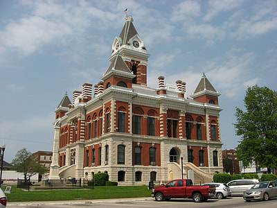 Gibson County Courthouse in Princeton, Indiana thumbnail