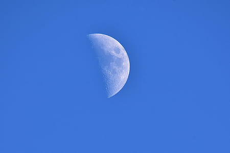 half moon thumbnail