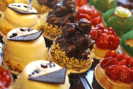 Cake, Profiteroles Cake thumbnail