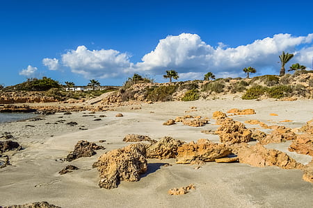 brown rock formations thumbnail