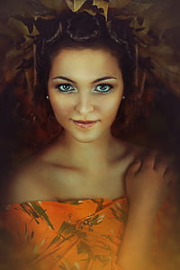 woman holding her shoulder painting thumbnail