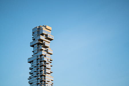 yellow concrete building thumbnail