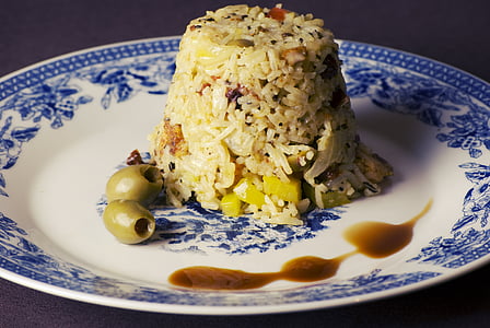 fried rice with sauce on plate thumbnail