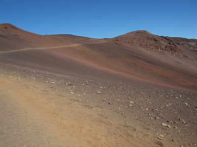 landscape photography of mountain thumbnail