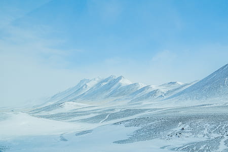 landscape photo of mountain thumbnail