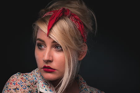 woman wearing beige floral dress shirt thumbnail
