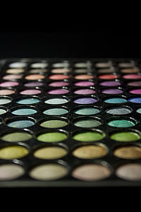 close-up photography of eyeshadow palette thumbnail
