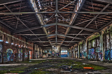 photo of empty warehouse thumbnail