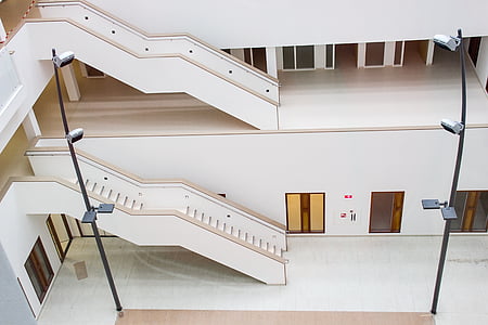 white empty hall thumbnail