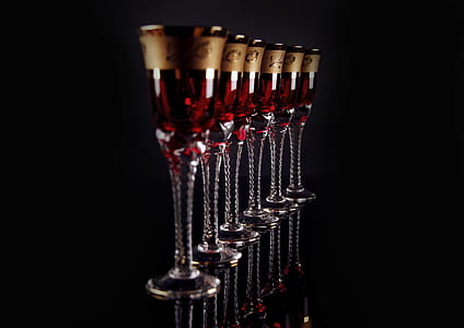 red wine glass set thumbnail