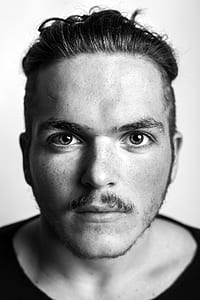 grayscale photo of man thumbnail