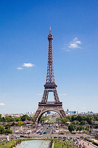 Eiffel Tower thumbnail