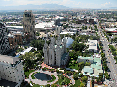 Cityscape in Salt Lake City, Utah thumbnail