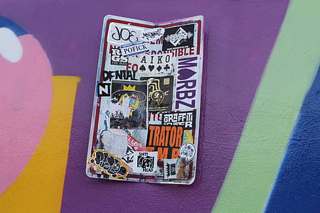 white and red card thumbnail