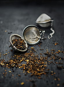 round silver-colored filter thumbnail