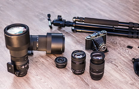 black DSLR camera thumbnail