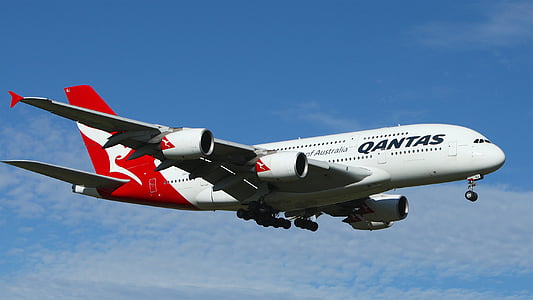 white and red Qantas airlines thumbnail