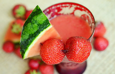 strawberry milkshake thumbnail