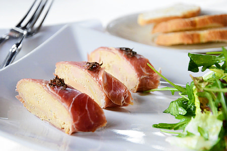 dish on plate thumbnail