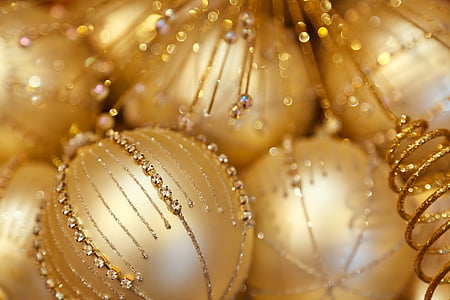 shallow focus photography of gold-colored bauble thumbnail