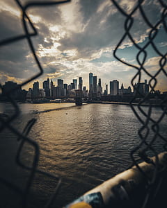 New York skyline showing Brooklyn bridge thumbnail