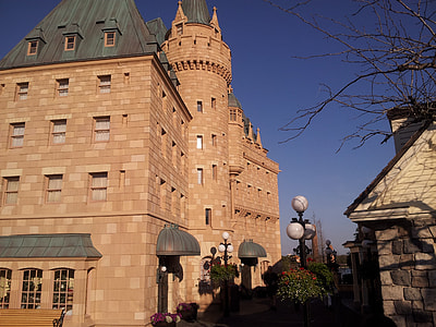 low-angle photography of building thumbnail