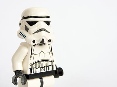 LEGO Star Wars Stormtrooper figure thumbnail