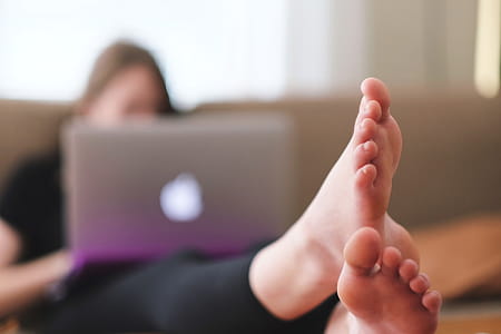 Laptop & Feet thumbnail