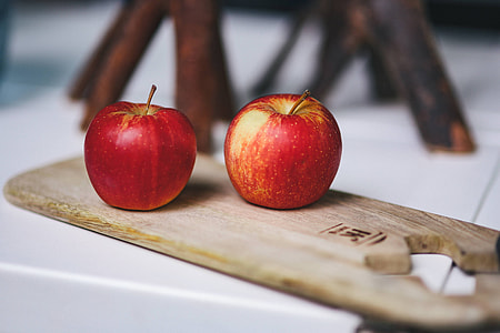 Red apples thumbnail