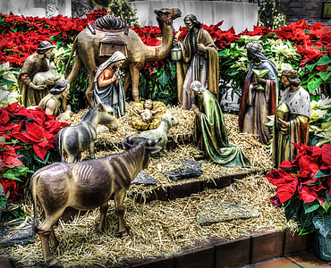 Nativity Scene ceramic figurines thumbnail