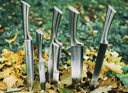 gray stainless steel knives thumbnail