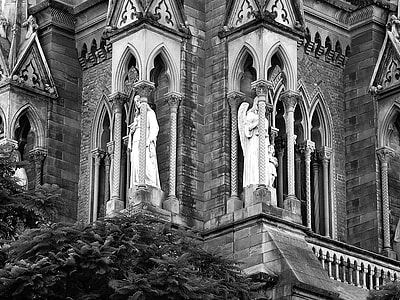 Cathedral Architecture in Cordoba, Argentina thumbnail