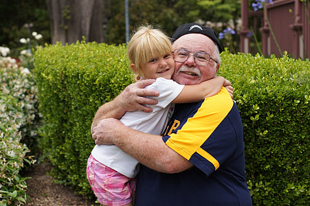 man and girl embrace each other thumbnail