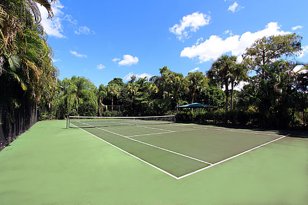 green tennis court thumbnail