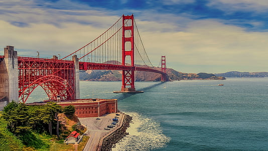 Golden Gate Bridge, San Francisco, California thumbnail