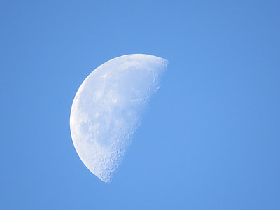 photo of half moon thumbnail