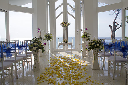 floral aisle inside room thumbnail