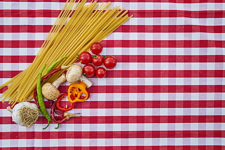 pasta and garlic thumbnail
