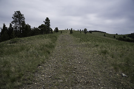 Rock and Gravel Trail to Mount Ascension on the Entertainment Trail thumbnail