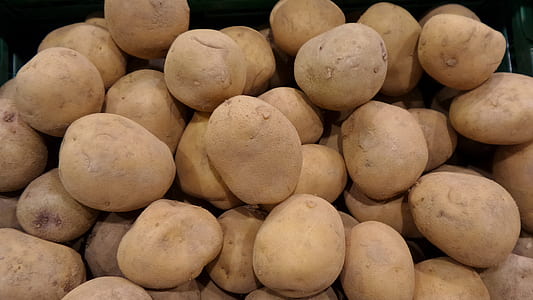bunch of potatoes thumbnail