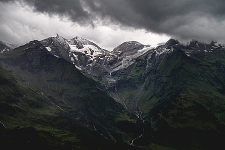 mountains during cloudy days thumbnail