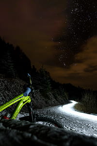 green mountain bike photography thumbnail