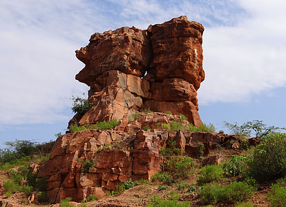 photography of brown boulder thumbnail